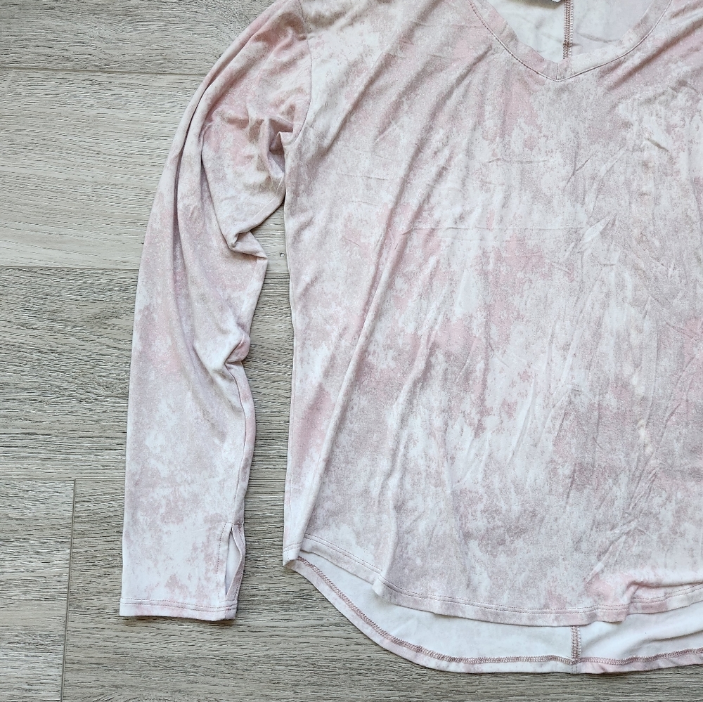 RBX Active Pink Top Womems Medium Tie-dye Long Sleeve V Neck Nwt - Picture 2 of 8
